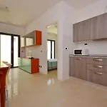 Residenza *