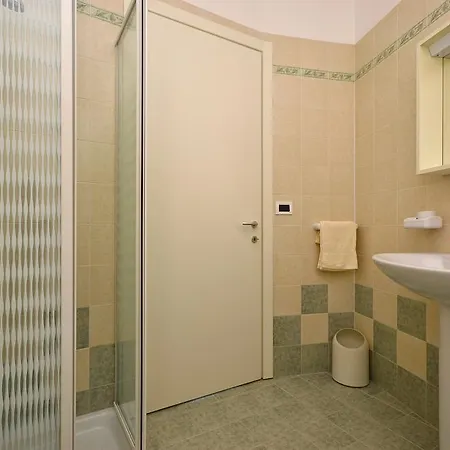 Residenza * لينانو سابيادورو