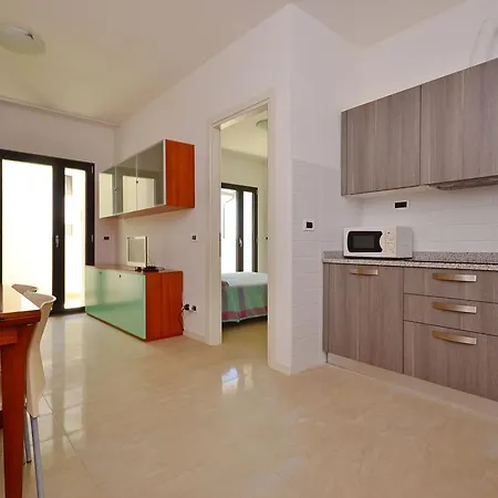 Residenza *